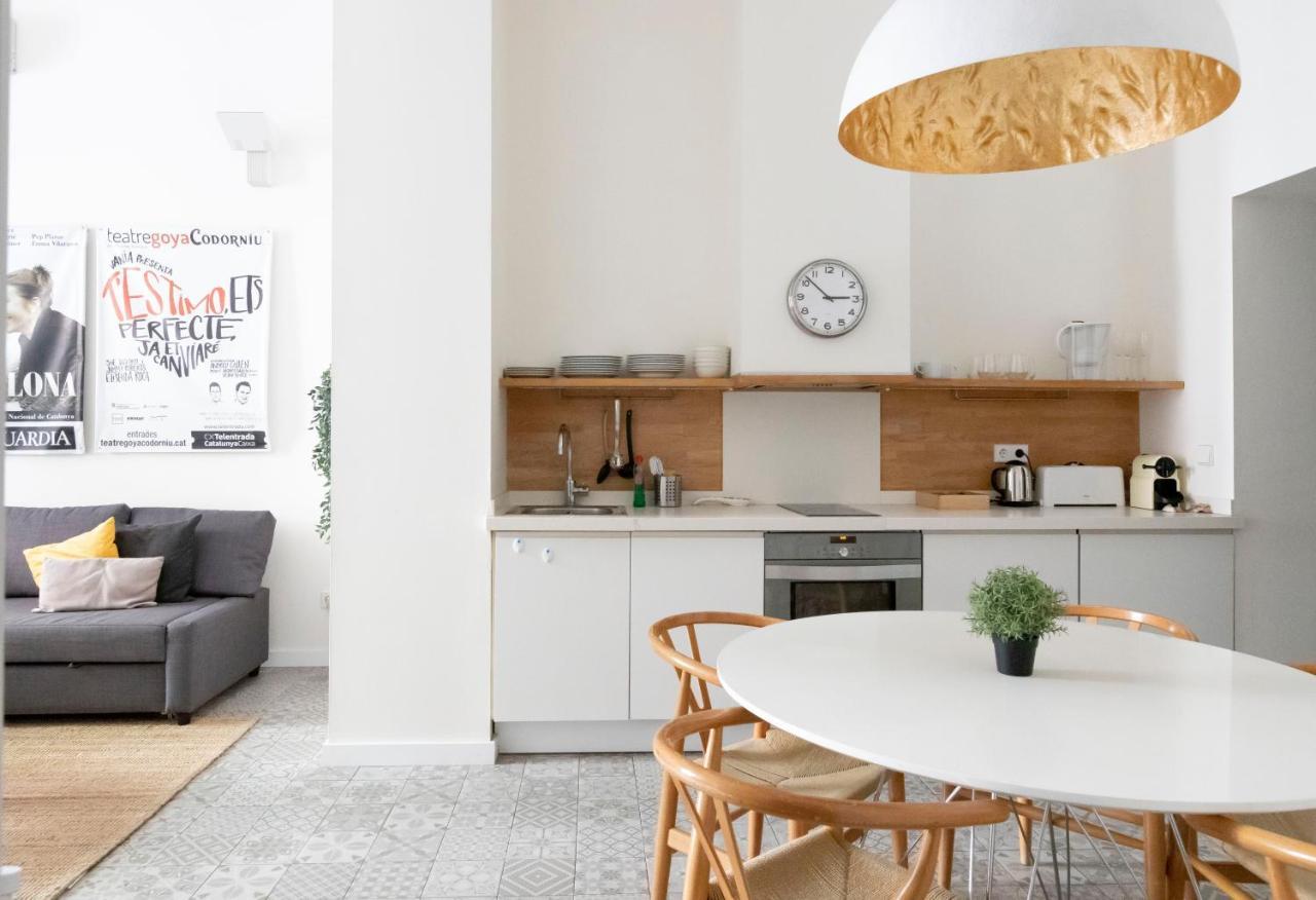 The Barcelona Centric Apt By Maison Pinata Luaran gambar