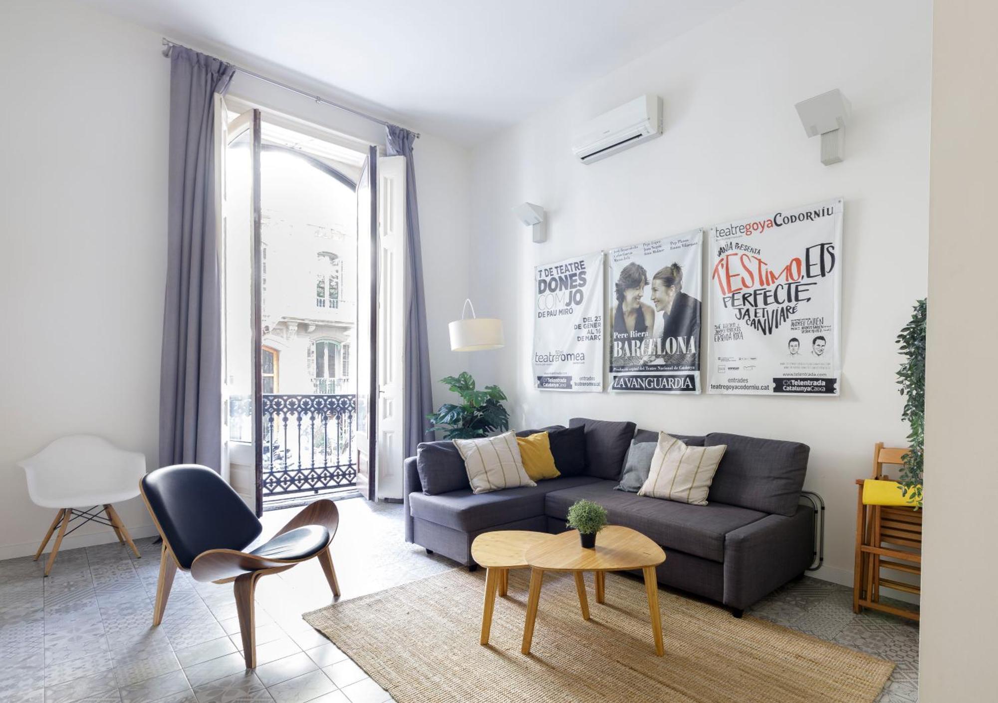 The Barcelona Centric Apt By Maison Pinata Luaran gambar